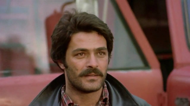 Kadir İnanır yoğun bakımda (Kadir İnanır'a Ne Oldu?)